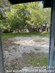 519 walton San Antonio, TX 78225